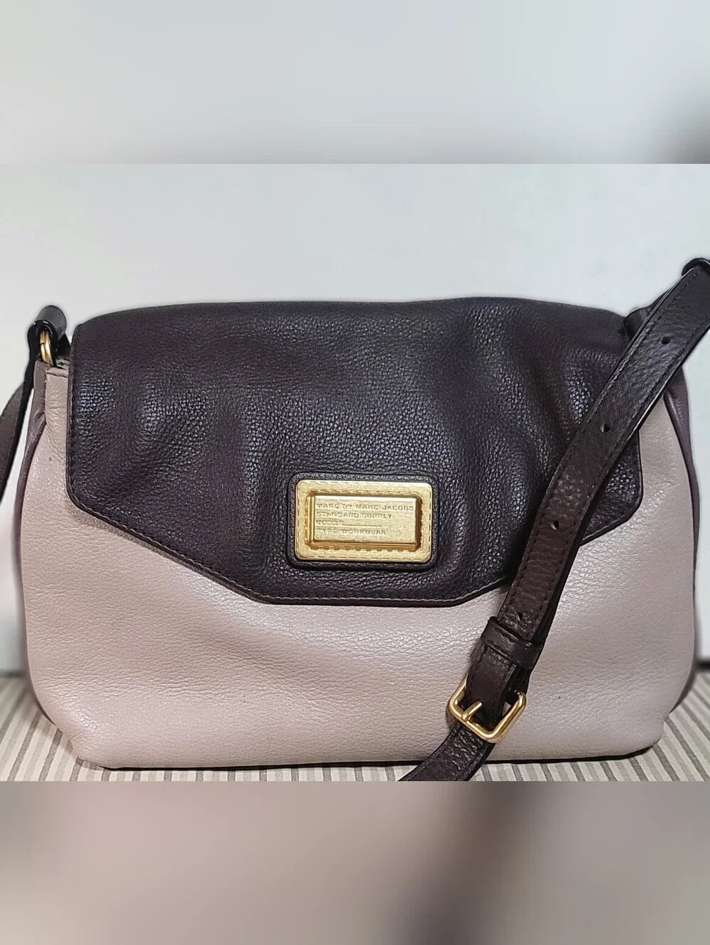 Marc by Marc Jacobs Taupe/Brown Pebbled Leather Shoulder/Crossbody Bag - Picture 2 of 16